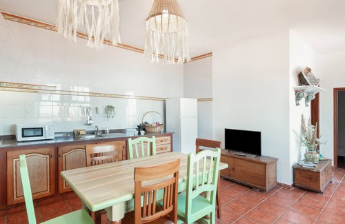 Tijarafe House | Holiday Home 'Casa Noris La Palma' with Sea View, Private Terrace and Wi-Fi