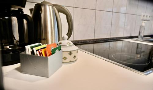 Vingst Apartment | Holiday Home Cologne with Balkon - near KölnMesse - temporary living-