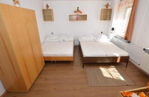 Jiretin pod Jedlovou House | Holiday Home in Jiretín near Ski Lift