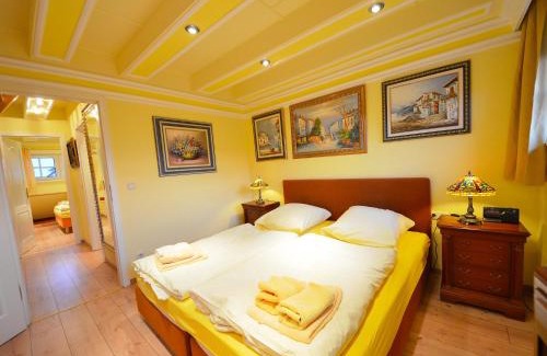 Gross Zicker House | Holiday Home Dünenrose by Interhome