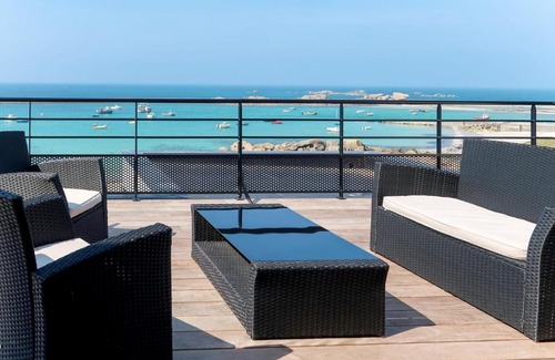 Plouescat House | Holiday Home De la Digue - PLC255