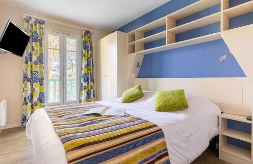 Lacanau-Ocean House | Holiday Home Domaine Golf Resort-3 by Interhome