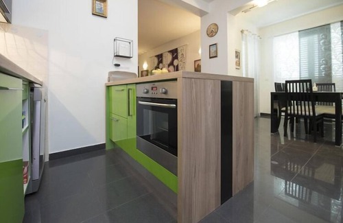 Klis House | Holiday Home Elijah Creek - One Bedroom Home with Pool