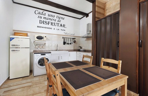 Tigaday House | Holiday Home 'Villa Luisa' with Sea View, Terrace & Wi-Fi in Frontera