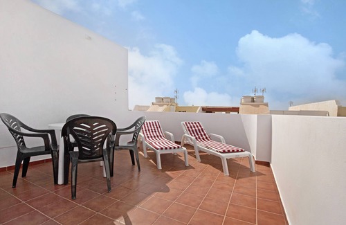 Puerto del Rosario Apartment | Holiday Home Juana with Terrace & Wi-Fi