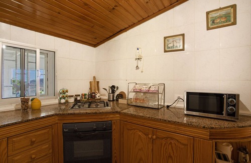 Vega de San Mateo House | Holiday Home 'Balcón De Galaz' with Sea View, Private Terrace and Private Garden