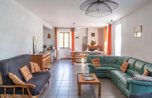 Solignac-sur-Loire House | Holiday Home ferme by Interhome