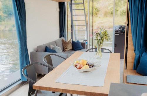 Mettlach House | Holiday Home Floating Home-Hausboot in Mettlach Hafen by Interhome