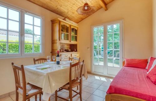 Vendays-Montalivet House | Holiday Home La Bruyère by Interhome