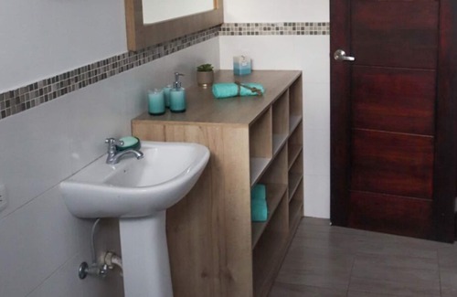 Puerto Ayora House | HOLIDAY HOME GALAPAGOS ISLANDS SANTA CRUZ