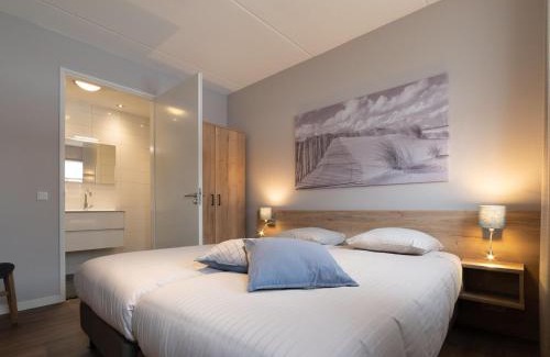 Colijnsplaat House | Holiday Home Ganuenta-1 by Interhome