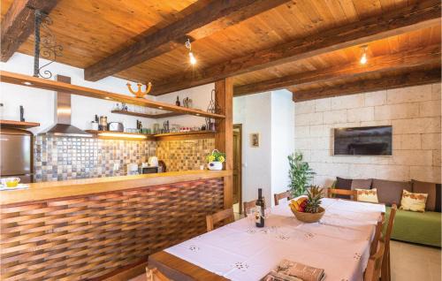 Tucepi House | Holiday Home Gornje Tucepi With Sea View 313