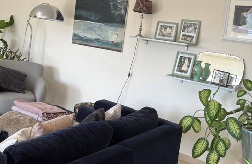 Ruwer-Eitelsbach House | Holiday Home 'Haus Rosengarten' with Private Terrace, Private Garden and Wi-Fi