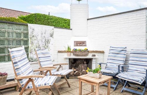 Renesse House | Holiday Home Horizon by the Sea by Interhome