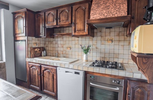 Montcabrier House | Holiday home ideal with children and a pool