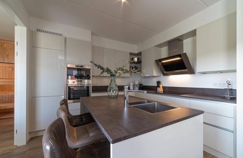 Colijnsplaat House | Holiday Home in Colijnsplaat near Oosterschelde