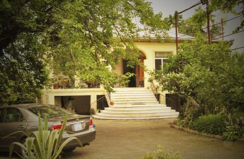 Gorgadzeebi House | Holiday Home in Chakvi