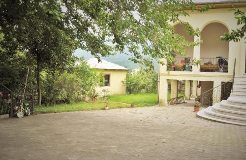 Gorgadzeebi House | Holiday Home in Chakvi