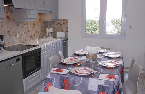 Guisseny House | Holiday Home in Guissény near Beaches