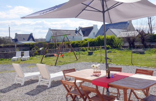 Guisseny House | Holiday Home in Guissény near Beaches