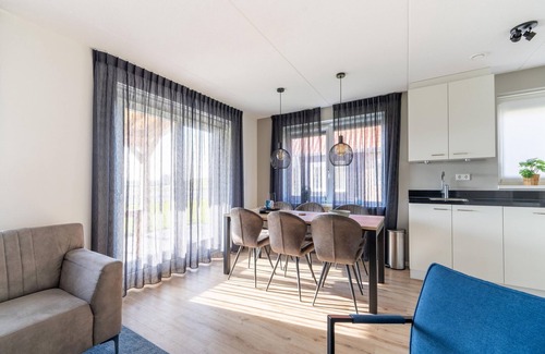 Scherpenisse House | Holiday Home in Scherpenisse near Oosterschelde