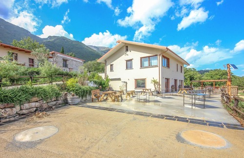 Senerchia House | Holiday Home in Strada Cervara