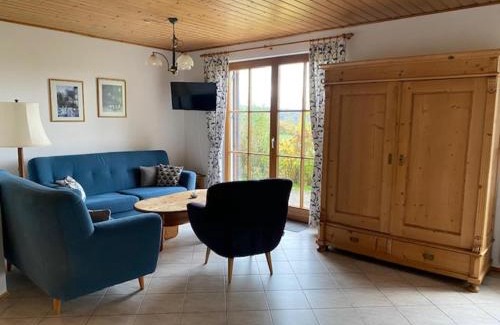 Muhlbach House | Holiday home in the Knüllgebirge with balcony