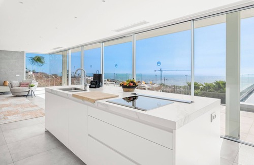 Guia de Isora Villa | Holiday Home "Karat Zambrano" with Mountain Views, Private Pool and Wi-Fi