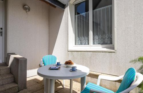 Cleder House | Holiday Home Kereol by Interhome