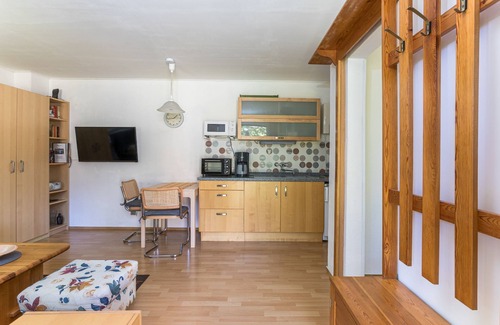 Stern House | Holiday Home 'Krohse' with Shared Garden and Wi-Fi