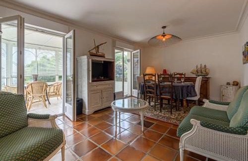 Bono House | Holiday Home L'écrin du Bono by Interhome