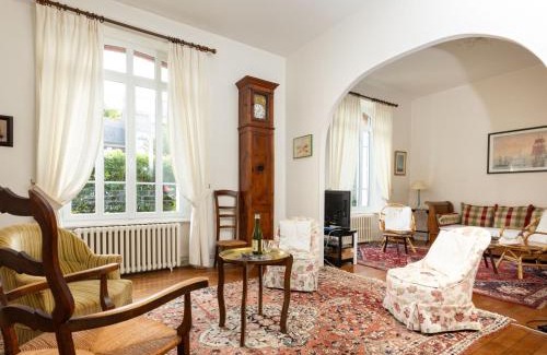 Courtoisville-Sillon-Moka House | Holiday Home La Solaine by Interhome