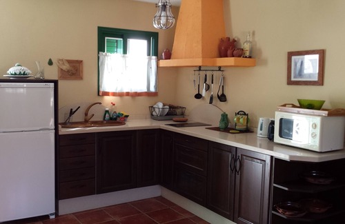 Fasnia House | Holiday home La Sombrera Fasnia with beautiful views of sea and mountains