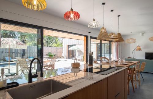 Locquirec House | Holiday Home La Villa Agapanthes by Interhome