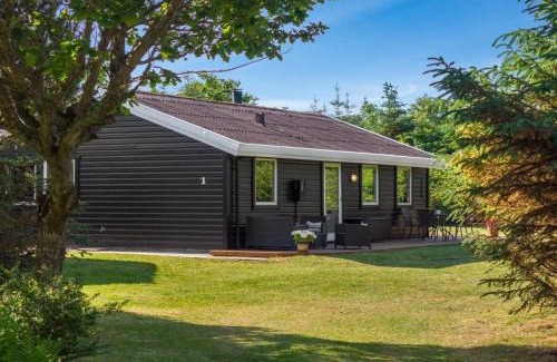Trend House | Holiday Home Laris - 700m to the inlet by Interhome