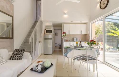 Bourgenay House | Holiday Home Les Oliviers by Interhome