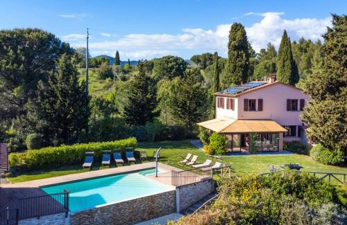 Riparbella House | Holiday Home Lilia by Interhome