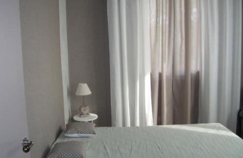 Blot-lʼEglise House | Holiday Home Maison Les Oies by Interhome