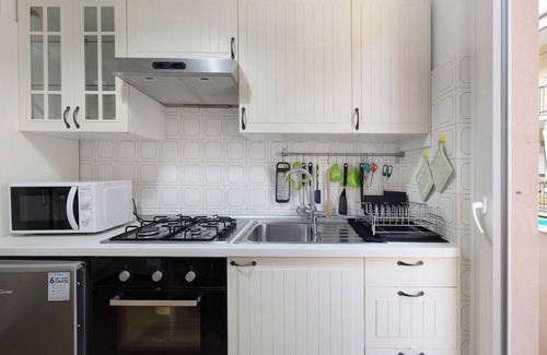 Finalborgo Apartment | Holiday Home 'Marina' with Balcony