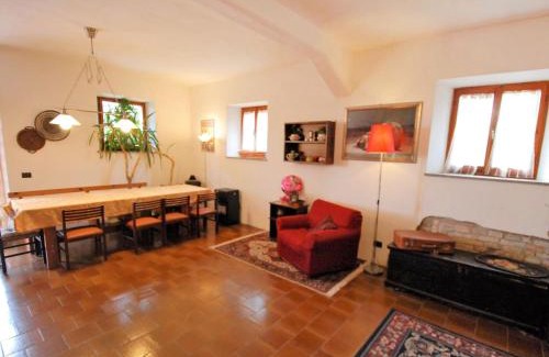 Ginestreto House | Holiday Home Maria Rosaria by Interhome