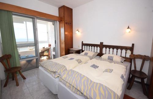 Tacoronte House | Holiday Home Mesa del Mar near Black Beach