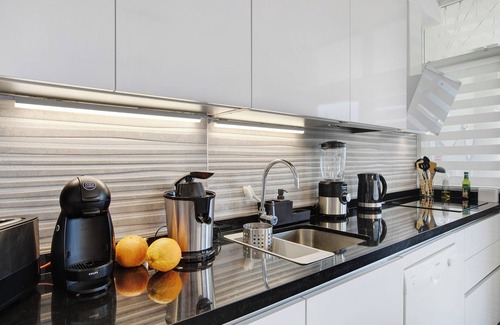 Radazul Apartment | Holiday Home 'Mi casa de Radazul' with Sea View & Wi-Fi