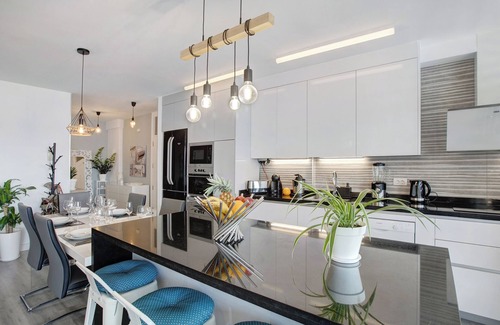 Radazul Apartment | Holiday Home 'Mi casa de Radazul' with Sea View & Wi-Fi