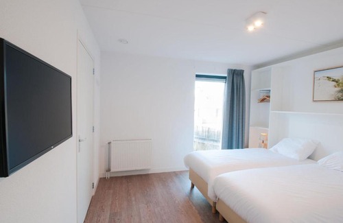 Tholen House | Holiday Home Oesterdam Resort-2