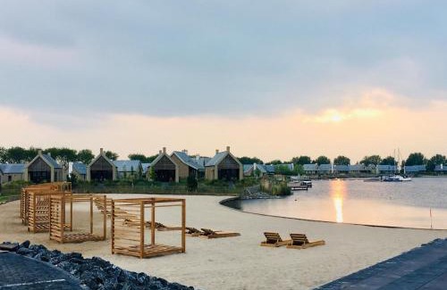 Tholen House | Holiday Home Oesterdam Resort-1 by Interhome