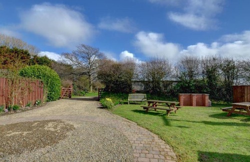 Haverfordwest House | Holiday Home Palmerston Primrose by Interhome