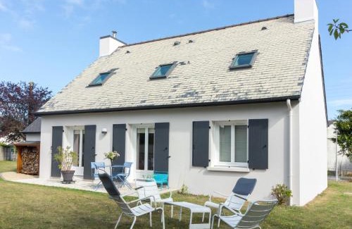 Dinard House | Holiday Home Pival by Interhome