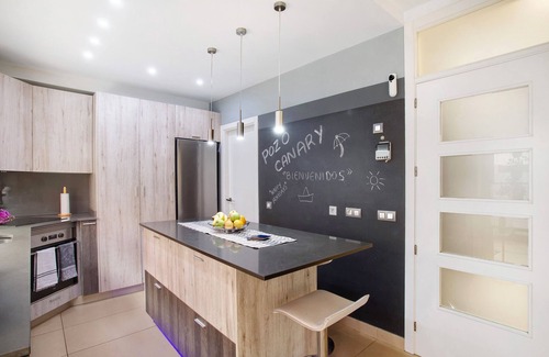 Pozo Izquierda House | Holiday Home 'Pozo Canary' with Private Terrace, Wi-Fi and Air Conditioning