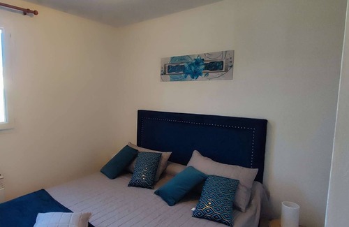 Homps Apartment | Holiday home rental in HOMPS in a secure residence