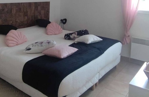 Homps Apartment | Holiday home rental in HOMPS in a secure residence